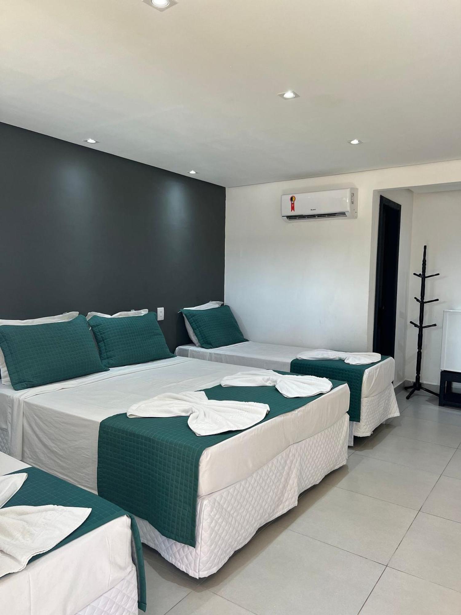 O Beira Mar Praia Hotel Esta Localizado Na Orla, Na Praia De Taperapuan, Cafe Incluso, Wi-Fi 500Mb, Piscinas, Estacionamento Privativo, Ar Condicionado Split, Smart Tv, Frigobar, Porto Seguro Eksteriør billede