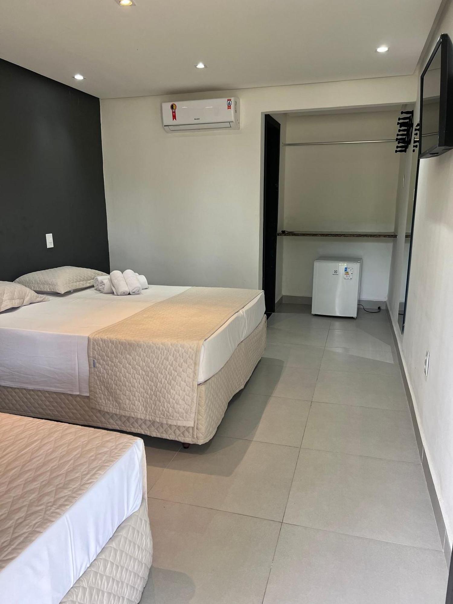 O Beira Mar Praia Hotel Esta Localizado Na Orla, Na Praia De Taperapuan, Cafe Incluso, Wi-Fi 500Mb, Piscinas, Estacionamento Privativo, Ar Condicionado Split, Smart Tv, Frigobar, Porto Seguro Eksteriør billede